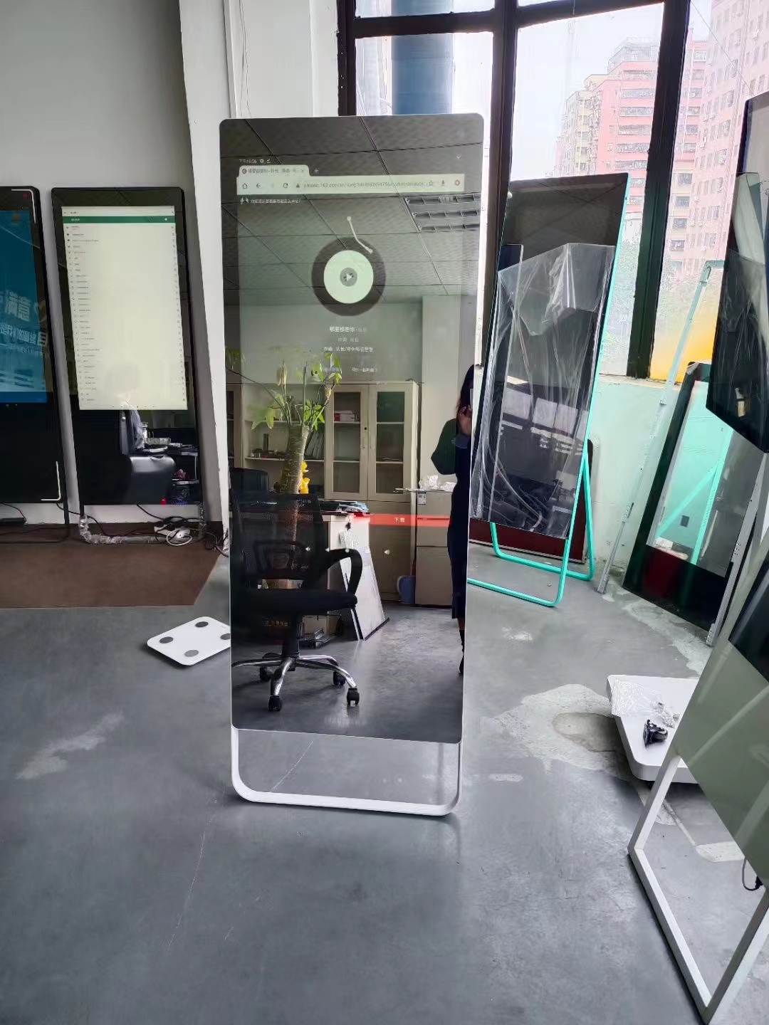 Inteligentne lustro do ćwiczeń – Smart Home Gym Mirror recenzja i cena